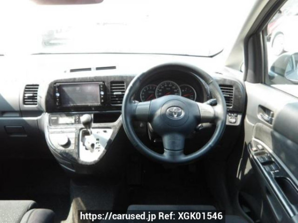 Used 2006 AT toyota wish ZNE10G Image[16]