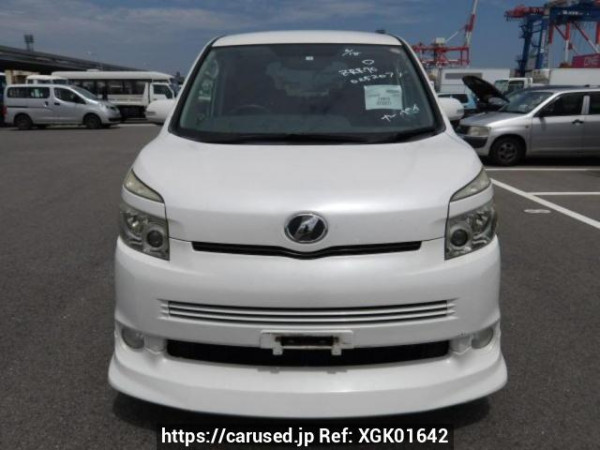 Used 2009 AT toyota voxy ZRR70W Image[1]