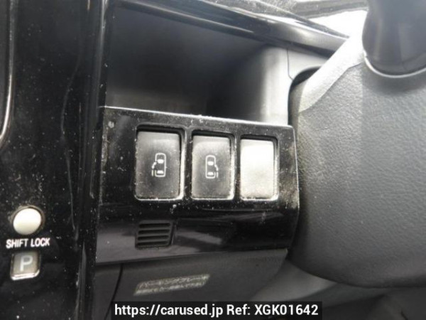 Used 2009 AT toyota voxy ZRR70W Image[27]
