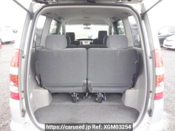 Used 2003 AT toyota noah AZR60G Image[8]