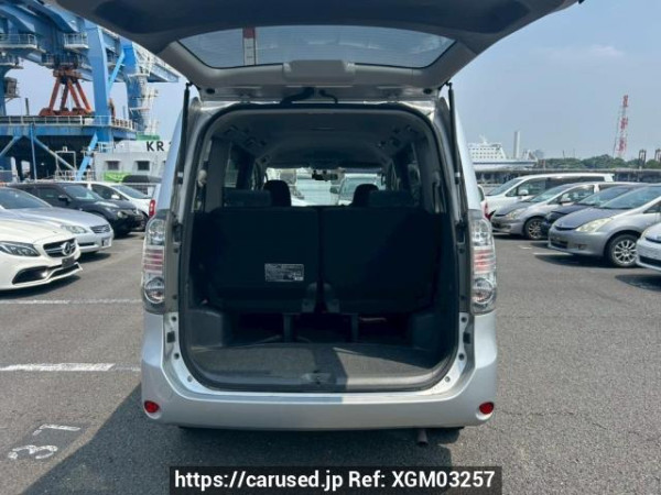 Used 2008 AT toyota voxy ZRR75G Image[8]
