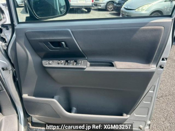 Used 2008 AT toyota voxy ZRR75G Image[17]