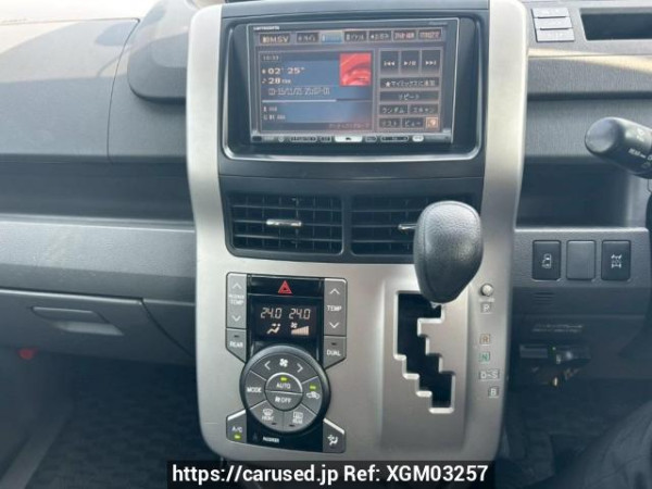 Used 2008 AT toyota voxy ZRR75G Image[24]