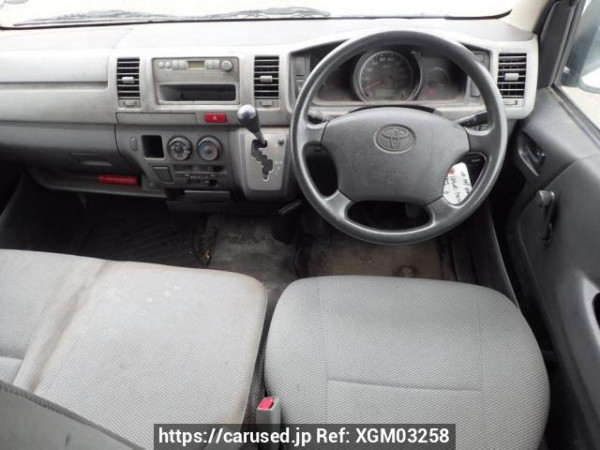 Used 2006 AT toyota regiusace-van KDH205V Image[13]