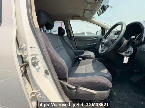Used 2004 AT toyota wish ZNE10G Image[12]