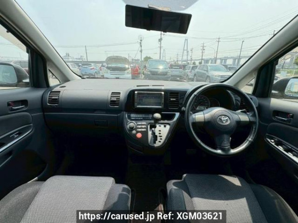 Used 2004 AT toyota wish ZNE10G Image[19]