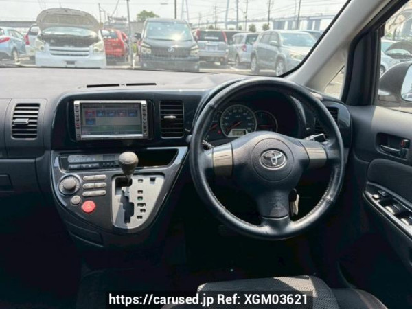 Used 2004 AT toyota wish ZNE10G Image[21]