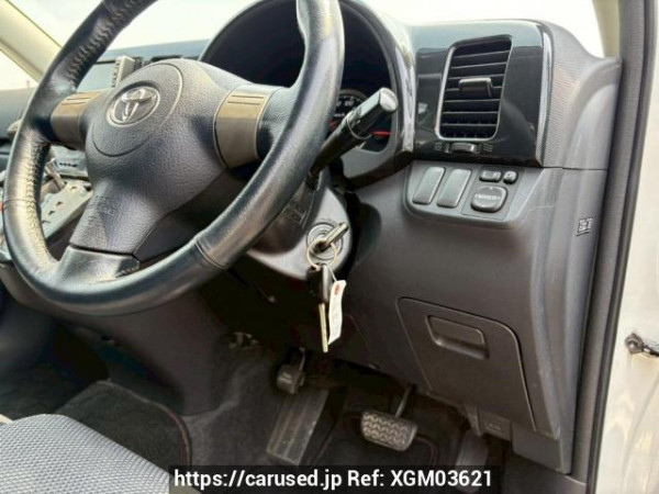 Used 2004 AT toyota wish ZNE10G Image[28]