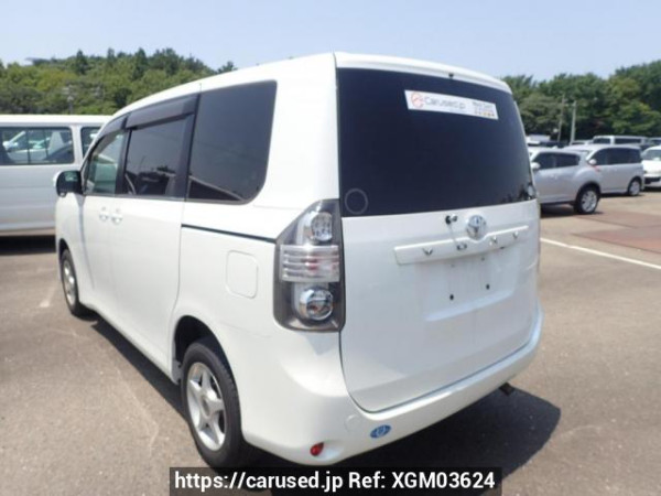 Used 2010 AT toyota voxy ZRR75G Image[3]