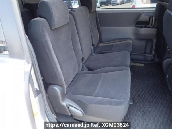 Used 2010 AT toyota voxy ZRR75G Image[13]