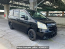 Toyota Noah ZRR70G