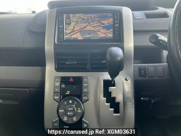 Used 2007 AT toyota noah ZRR70G Image[24]