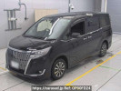 Toyota Esquire ZRR80G