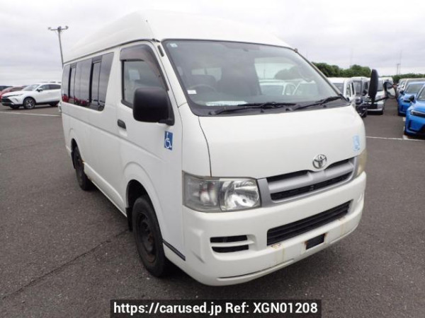 Used 2006 AT toyota regiusace-van KDH205K Image[0]
