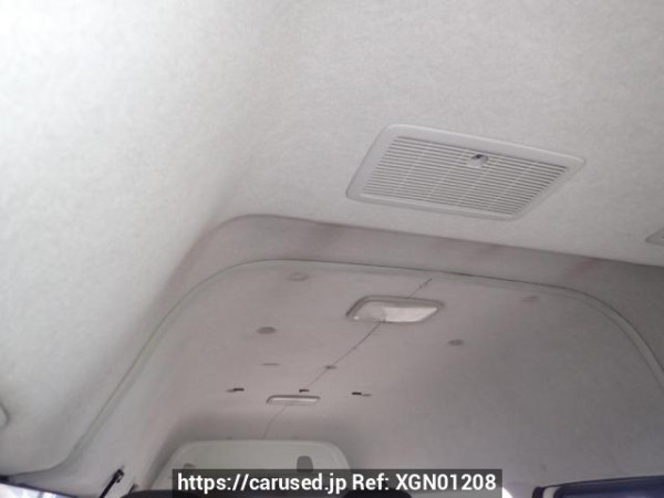 Used 2006 AT toyota regiusace-van KDH205K Image[10]