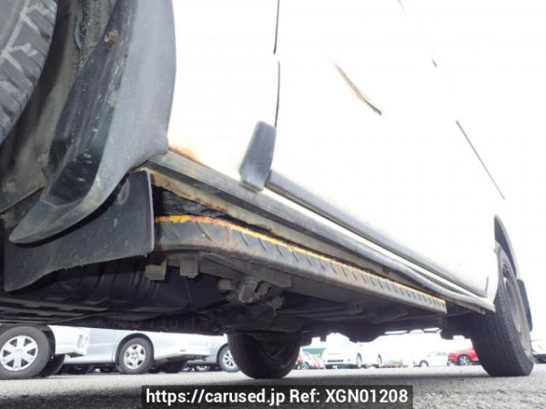 Used 2006 AT toyota regiusace-van KDH205K Image[32]