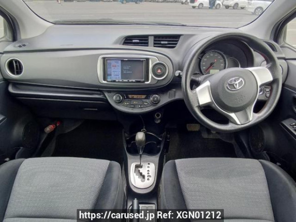 Used 2012 AT toyota vitz NSP130 Image[17]