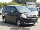 Toyota Noah ZRR75W