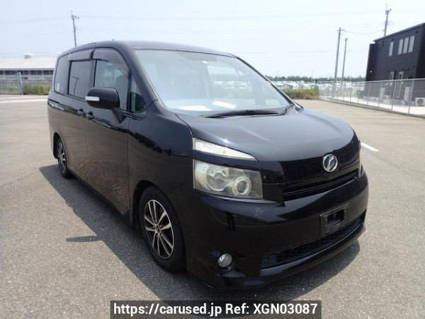 Used 2009 AT toyota voxy ZRR70G Image[0]