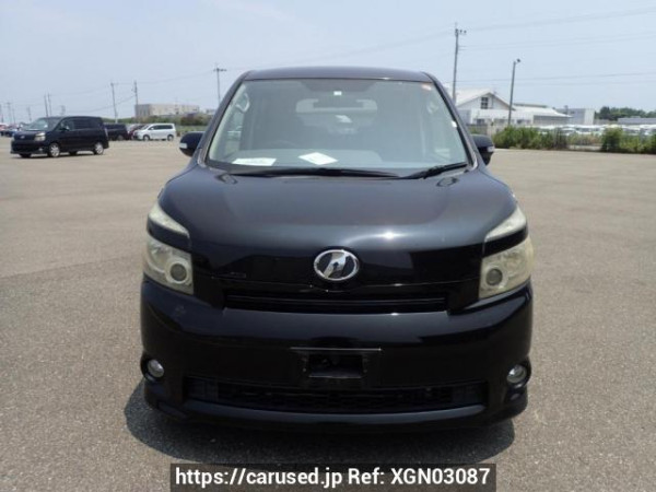 Used 2009 AT toyota voxy ZRR70G Image[1]