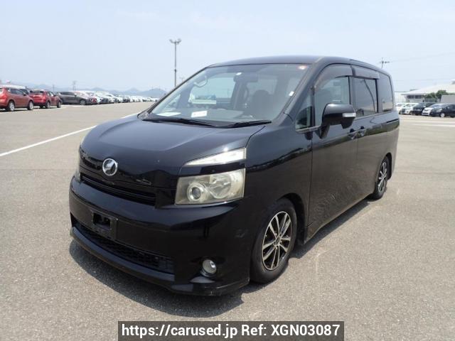 Buy Used 2009 Toyota Voxy ZRR70G (XGN03087) - Carused.jp