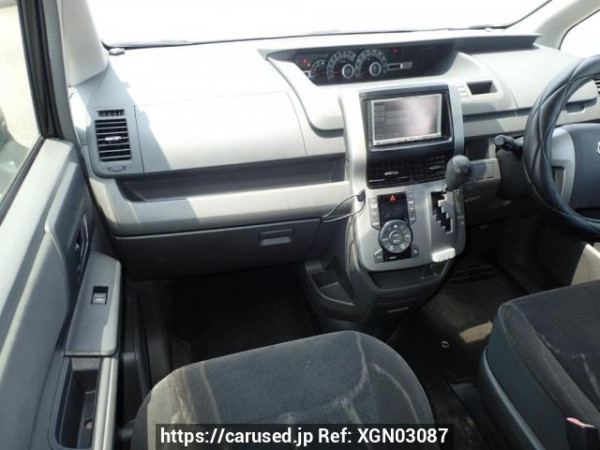Used 2009 AT toyota voxy ZRR70G Image[14]