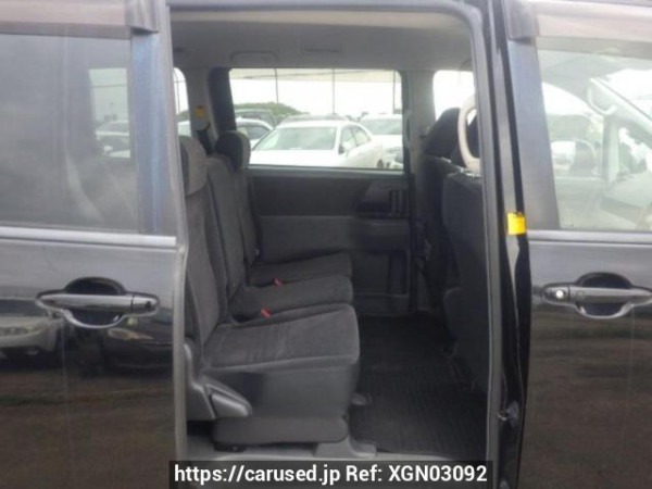 Used 2008 AT toyota voxy ZRR70G Image[14]