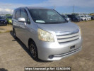 Toyota Noah ZRR70G