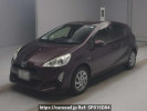 Toyota Aqua NHP10