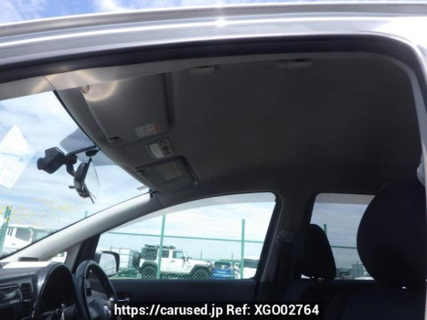 Used 2004 AT toyota wish ZNE10G Image[16]