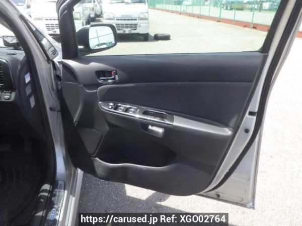 Used 2004 AT toyota wish ZNE10G Image[17]