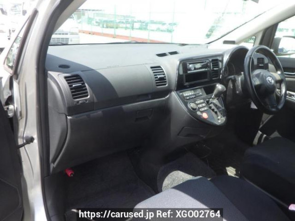 Used 2004 AT toyota wish ZNE10G Image[30]