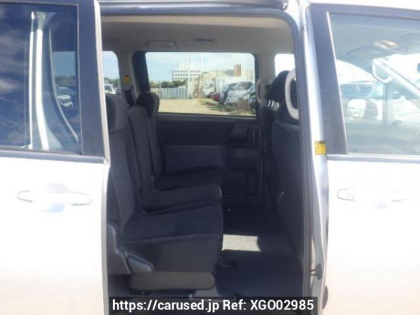 Used 2008 AT toyota noah ZRR70G Image[13]