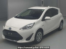 Toyota Aqua NHP10