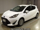 Toyota Aqua NHP10