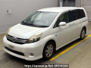 Toyota Isis ZGM10W