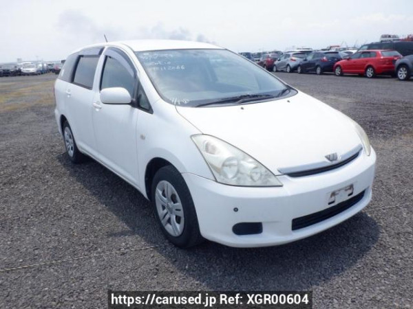 Used 2003 AT toyota wish ZNE10G Image[0]