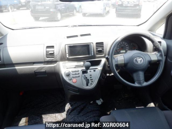 Used 2003 AT toyota wish ZNE10G Image[17]