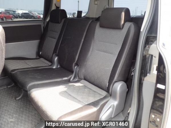 Used 2008 AT toyota noah ZRR70W Image[12]