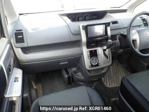 Used 2008 AT toyota noah ZRR70W Image[14]