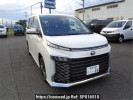 Toyota Voxy MZRA95W