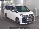 Toyota Noah MZRA90W