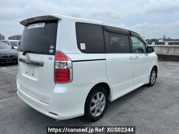 Used 2007 AT toyota noah ZRR70W Image[6]