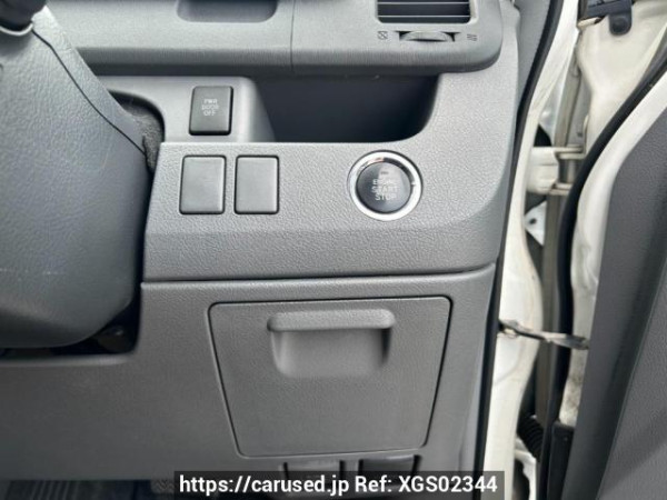 Used 2007 AT toyota noah ZRR70W Image[28]