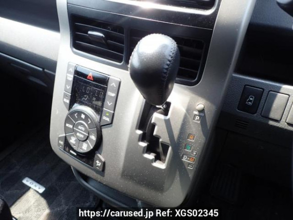 Used 2008 AT toyota voxy ZRR70W Image[23]
