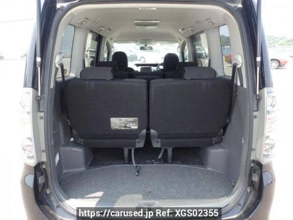 Used 2007 AT toyota voxy ZRR70W Image[6]