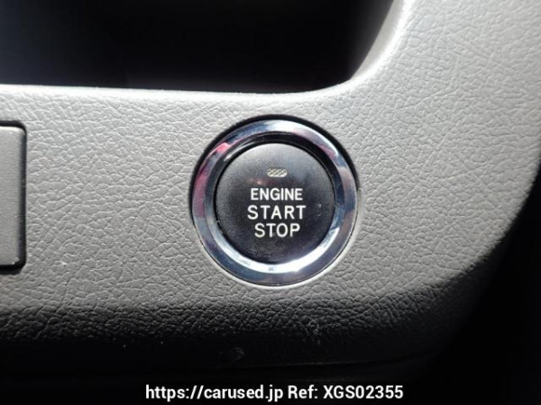 Used 2007 AT toyota voxy ZRR70W Image[16]