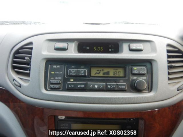 Used 1998 AT toyota hiace-regius RCH41W Image[21]