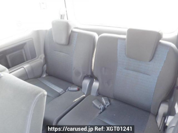 Used 2008 AT toyota voxy ZRR70W Image[16]