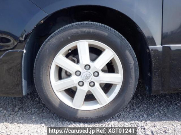 Used 2008 AT toyota voxy ZRR70W Image[28]